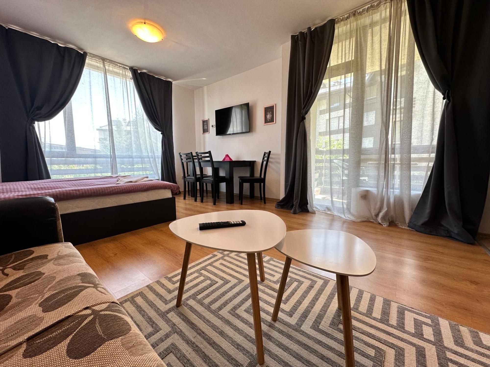 Aspen Golf - Private Apartments Razlog Extérieur photo